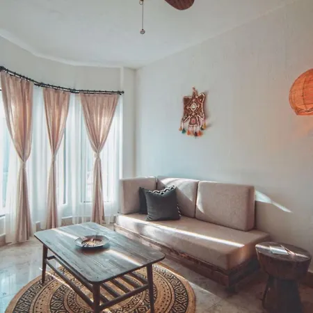 Bed & Breakfast 222