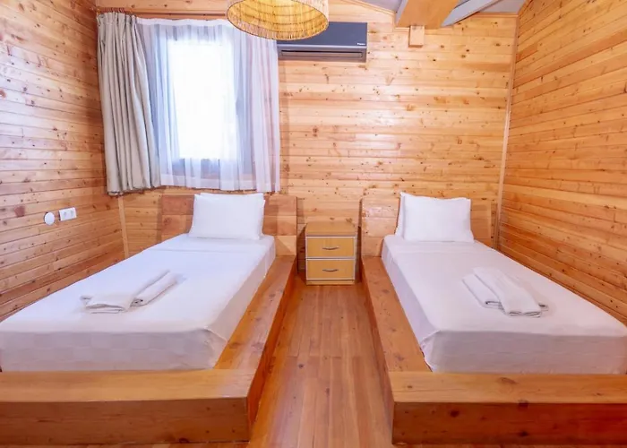 Otel 222 4*